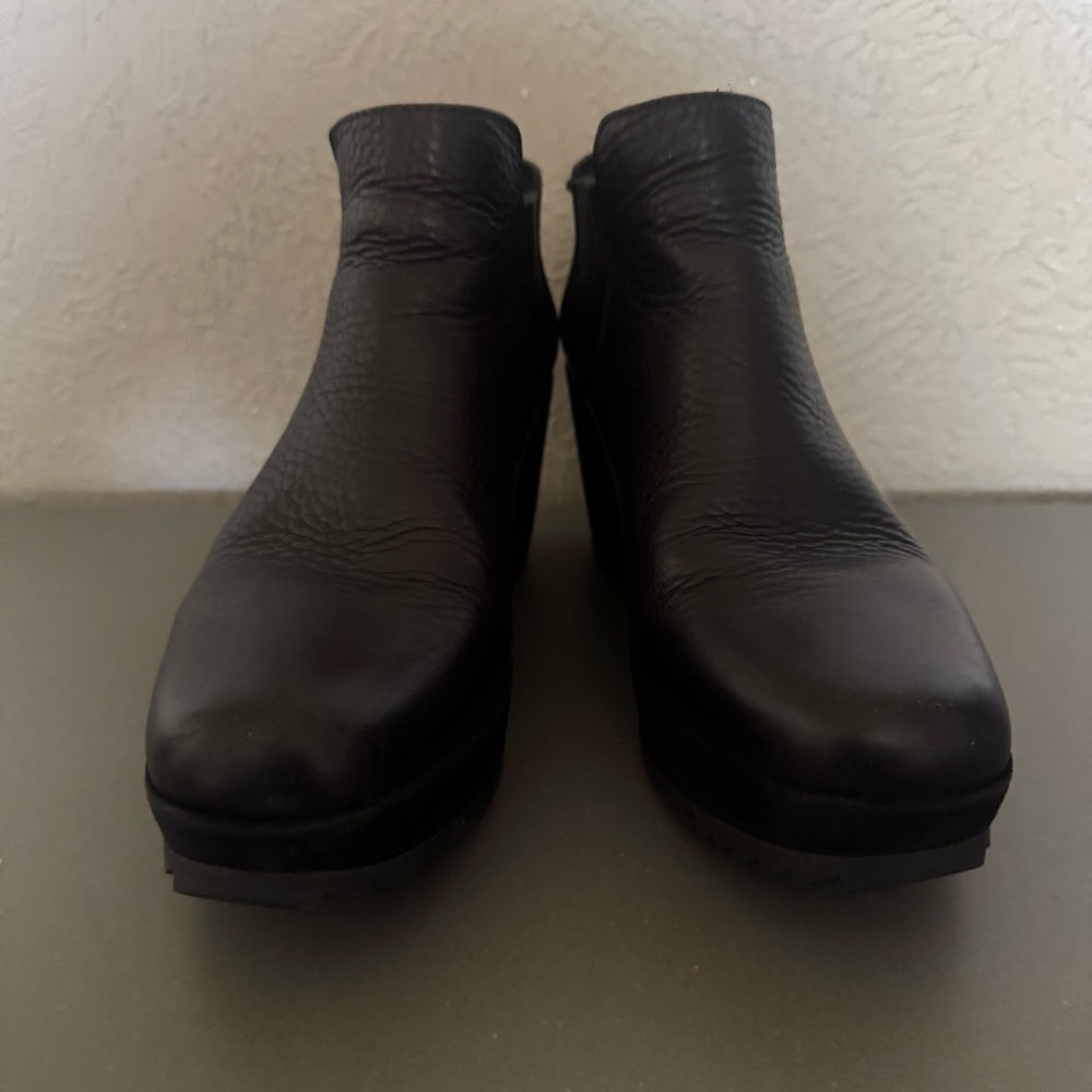 Elegant Black Women's Ankle Boots